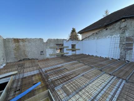 Toit de corps de ferme avant remplacement de charpente - Alixan 26300