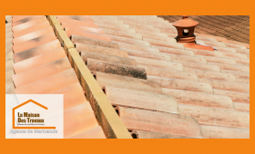 Réfection du faîtage entre Casteljaloux et Nérac pour renforcer l’étanchéité d’une toiture ancienne. Résultat durable et soigné.