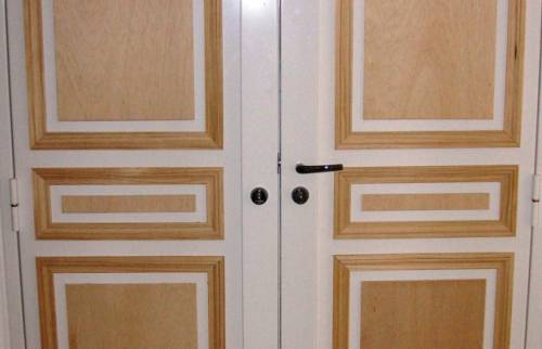 Blindage de portes d'un appartement hausmanien à Paris (75016)