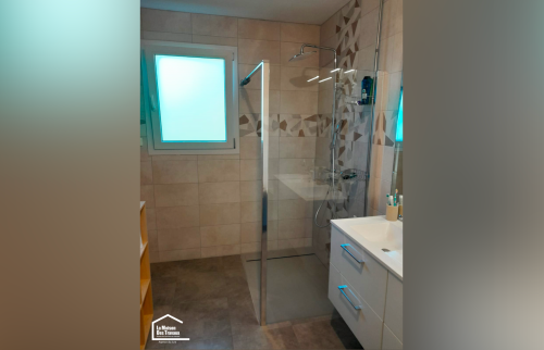 Rénovation salle de bain dégâts des eaux 