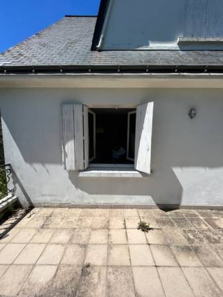  Ancien toit-terrasse accessible en dallage avant travaux de rénovation - Nantes 44