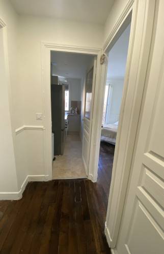  aprés couloir PARIS 17