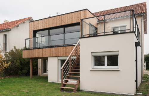 Surélévation de 20 m² aux Sorinières en Loire-Atlantique et création d'un toit terrasse