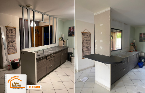 installation verrière sur mesure, cuisine avec verrière, espace entrée cuisine, plan de travail multifonction, rénovation cuisine Savoie, transformation cuisine, cuisine moderne avec bar, cloison verrière