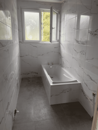 Salle de bain après travaux de rénovation - Beaumont-lès-Valence 26760