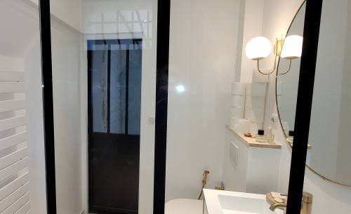 La porte en applique