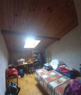 Une des 2 chambres, avant le démarrage du chantier