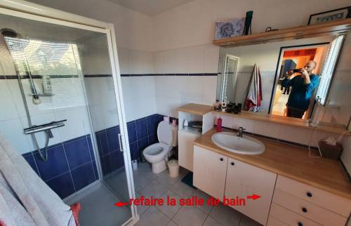 Rénovation de la chambre parentale de la salle de bain  (avant)