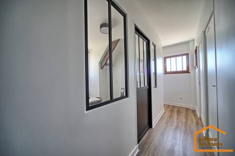 Transformation d'un appartement en bureaux