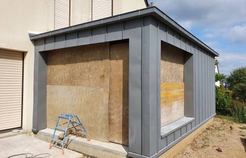 Extension en bois bardage zinc