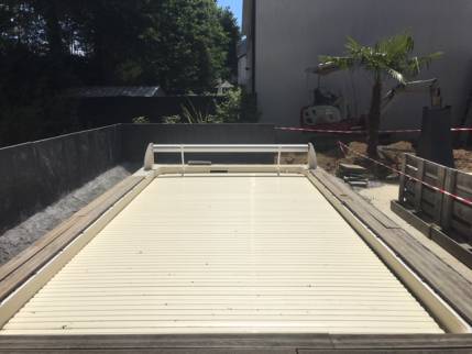 Volet roulant électrique de piscine - Nantes 44