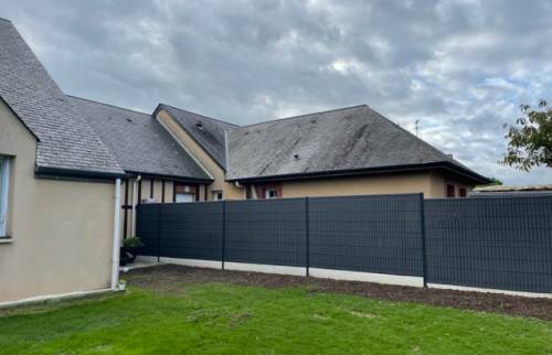 clôture rigide à St Gatien des Bois