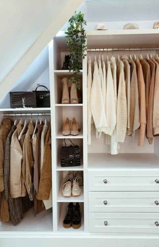 Dressing sous combles près Velux - Biarritz
