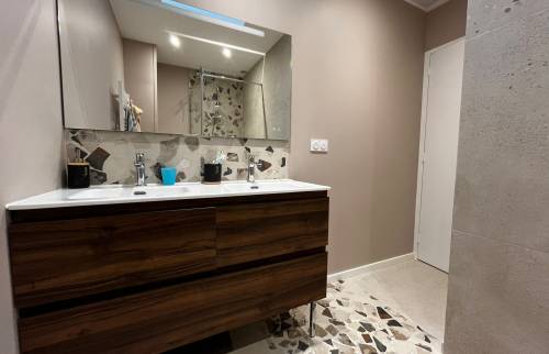 Aménagement salle de bain double évier
