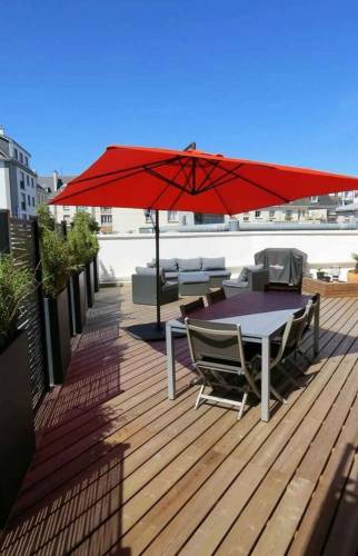 Installation d'une terrasse en centre ville - Lorient (56100)