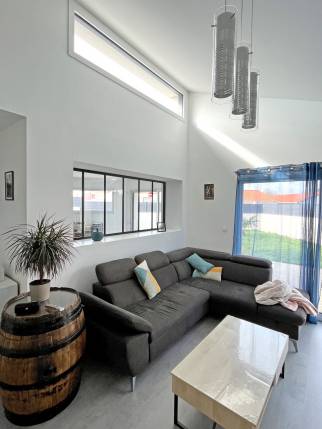 Aménagement d'un salon dans une extension de maison - La Romagne 49