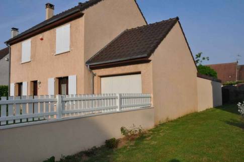 Installation de clôture en PVC - Brie-Comte-Robert 77170