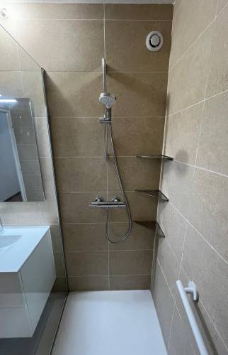 Rénovation d'une salle de bain à Firminy ( 42095 )