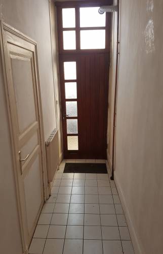 Avant : couloir pas fonctionnel, cloisonnée, manque d'isolation