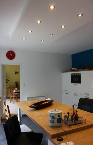 Installation d'une grande cuisine moderne à Tours