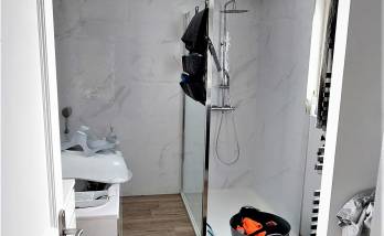 Douche à l'italienne dans une salle de bain rénovée - Arras 62