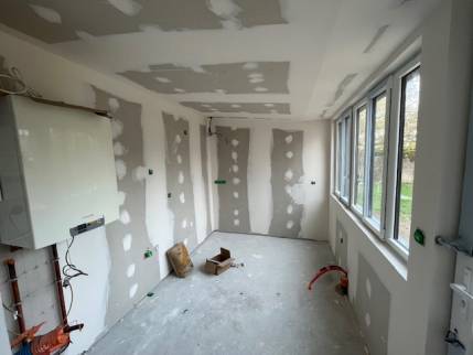 Travaux d'extension de maison avec doublage intérieur en placo - Nantes 44000