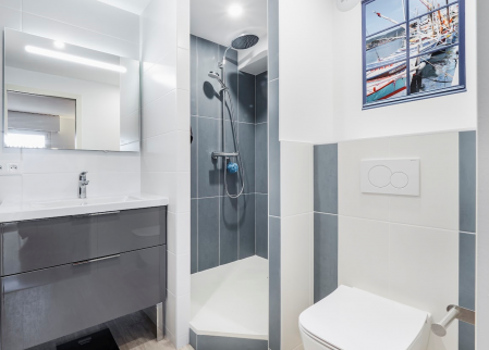 salle de bains moderne à Bischwiller