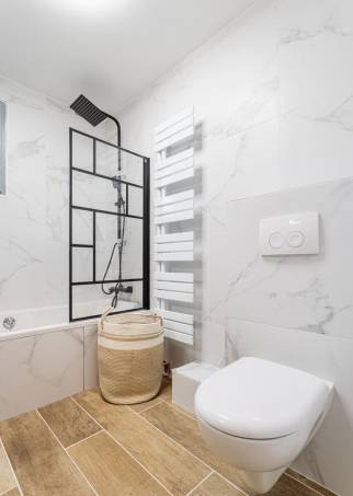 Création de salle de bain avec WC suspendus - La Valette du Var 83160