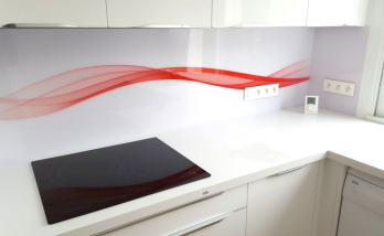 Crédence en verre avec motif décoratif