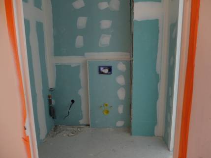 Champagne au Mont D'or (69410) : Rénovation de salle de bains dans un style épuré et lumineux / en cours de travaux