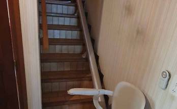  Pose d'un monte-escalier pour l'accès PMR - Lésigny 77150