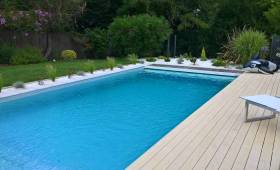 La piscine après remplacement (Belcodène)