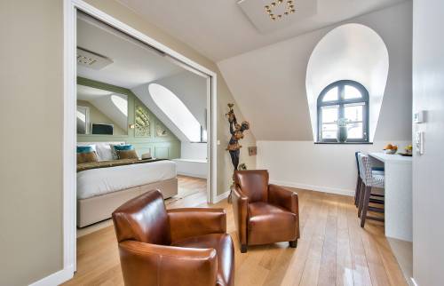 Décoration d'un bel appartement - La Celle-Saint-Cloud