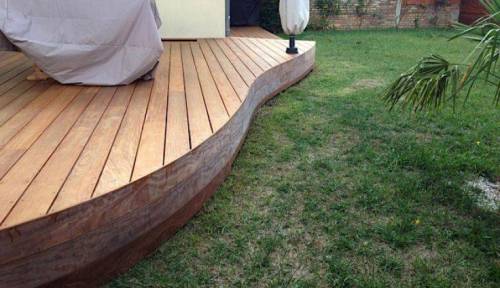 terrasse au bord arrondi