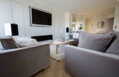 Un meuble sur-mesure réalisé par des menuisiers spécialisés en aménagement intérieur