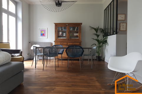 pose d'un parquet dans une maison