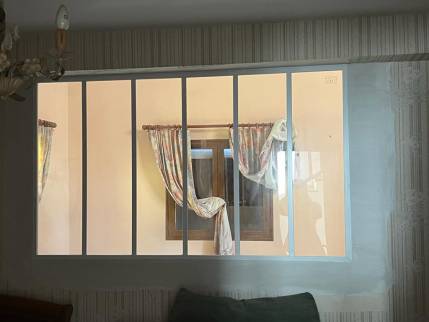 Création d'une verrière d'atelier à Pugny-Chatenod