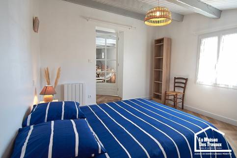 Décoration totale d'une chambre esprit bord de mer