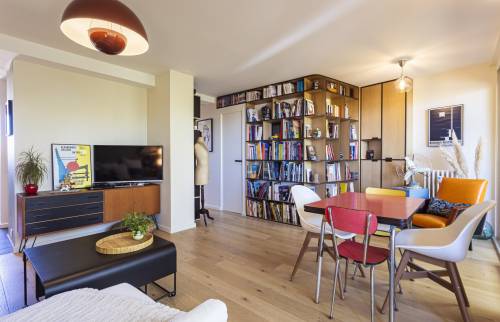 Salon et bibliothèque sur mesure