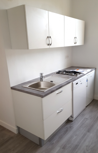 Nouvelle cuisine petite mais fonctionnelle