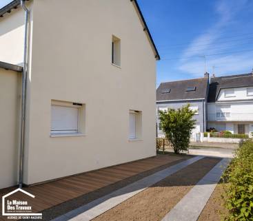 Terrasse bois autour de la maison