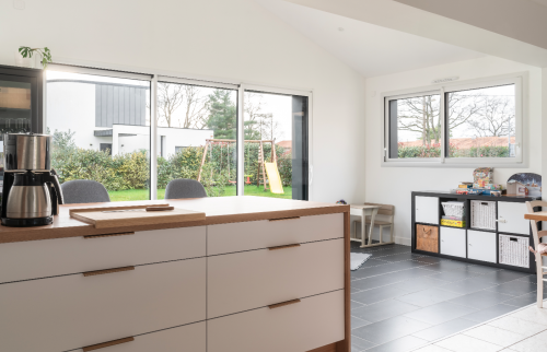 Transformation d'une véranda en extension à Vertou et création suite parentale dans le garage