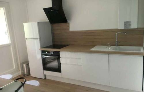 Cuisine moderne refaite - photo après - La Maison des Travaux Rouen
