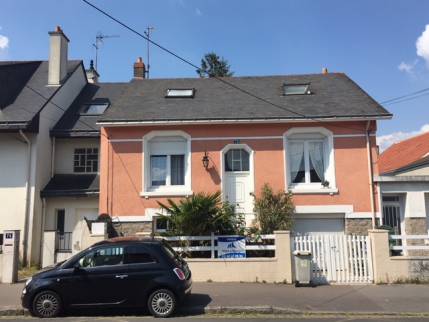 Maison avant travaux de rénovation de couverture - Nantes 44