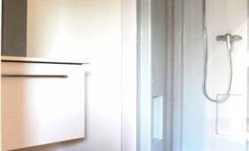  Création d’un studio sous les combles pour un adolescent à Perros-Guirec - salle de bain
