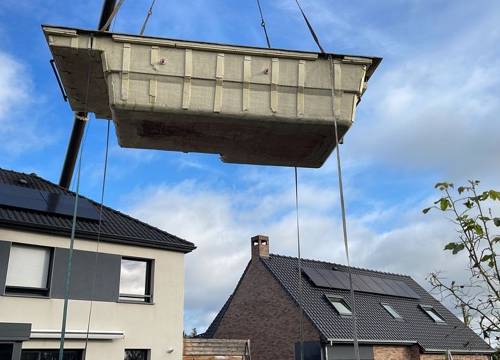 Bras télescopique pour une implantation minutieuse et précise 