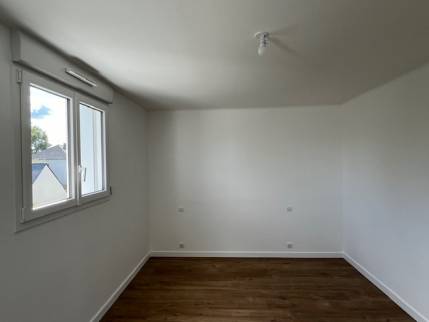 Travaux de rénovation de murs et plafond dans une maison rénovée - Nantes 44