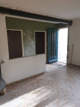 Salon à rénover entièrrement