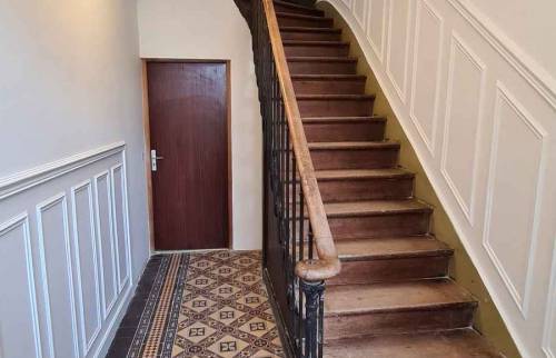 rénovation de l'escalier avec bouchage de la trémie Sens (89)