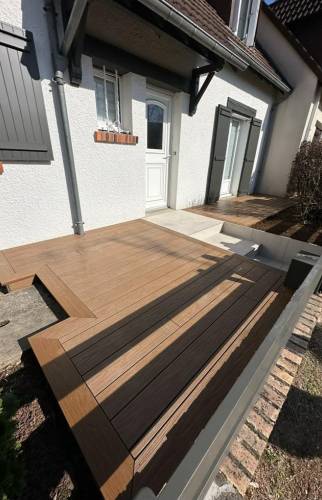 Grande terrasse composite après travaux